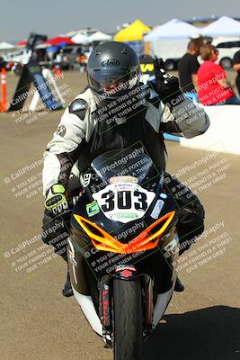 media/Sep-20-2025-TrackDaz (Sat) [[27f0cde673]]/Around the Pits/